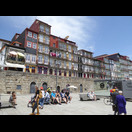 Häuser an der Uferpromenade von Porto